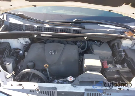 2019 Toyota Sienna Xle 8 Passenger from USA, damaged, VIN 5TDYZ3DC7KS992314